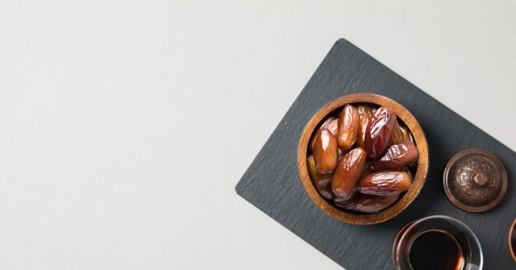 Thoory Dates: Appearance, Price, Benefits & Culinary Uses